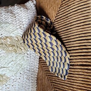 Robert Talbott Studio, hand sewn imported silk tie